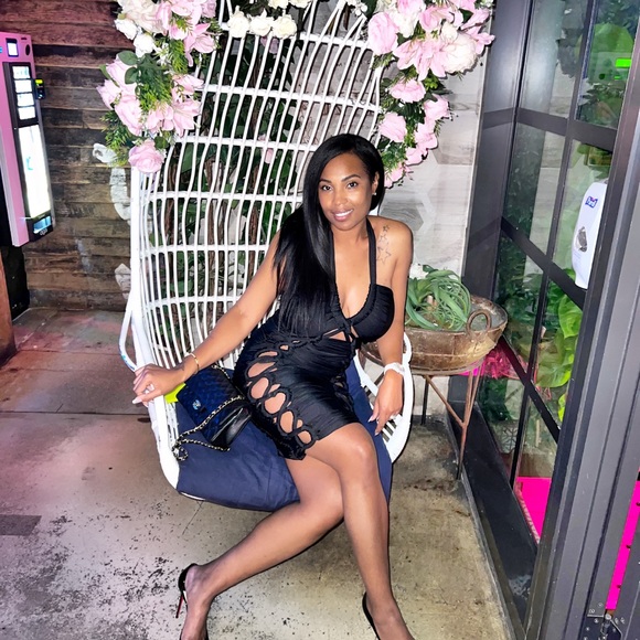 Meet your Posher, Alecia - Picture 9 of 10